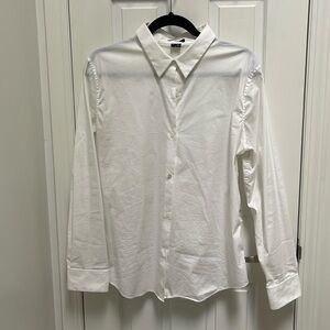 Theory white cotton stretch button down
